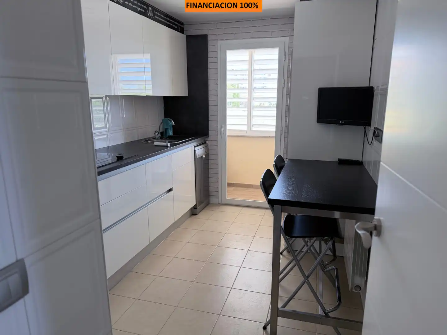 Küche von Wohnung zum Verkauf in Zaragoza mit Klimaanlage, Heizung und Terrasse