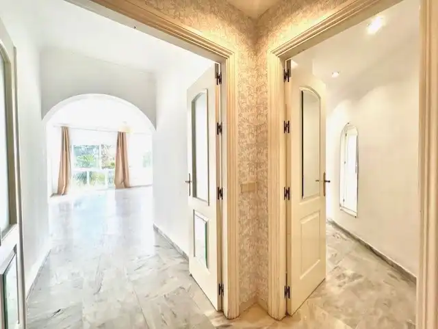 Piso en venta en Marbella con Aire acondicionado, Jardín privado y Terraza