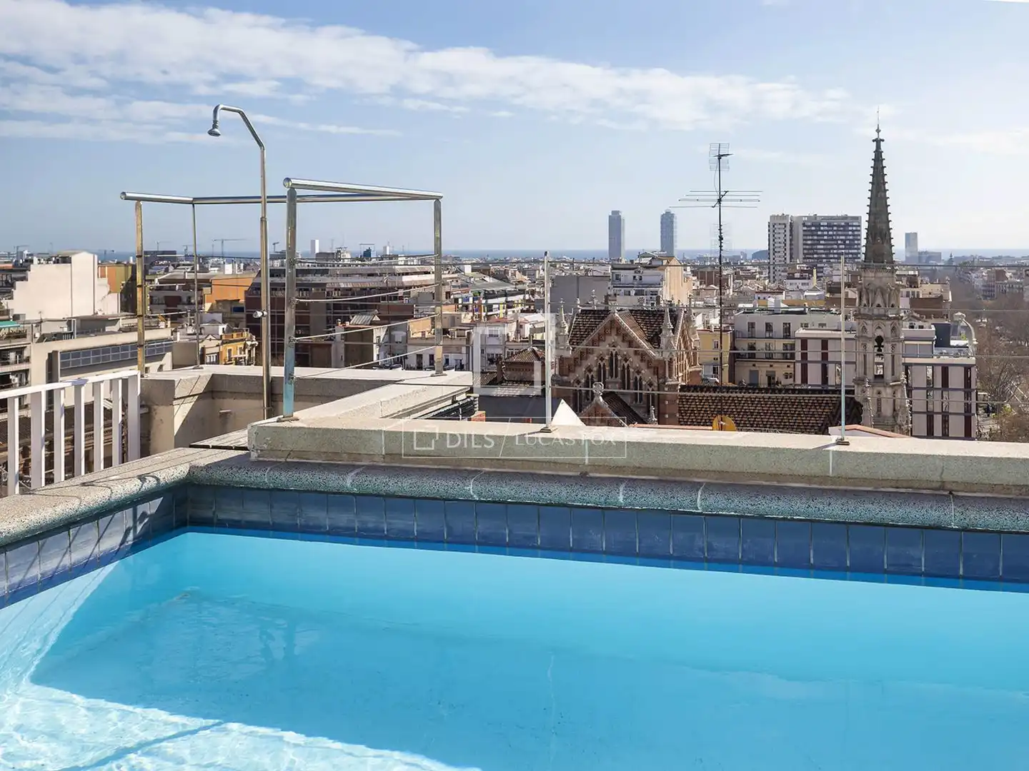 Àtic amb piscina en venda a Eixample, imagen 3