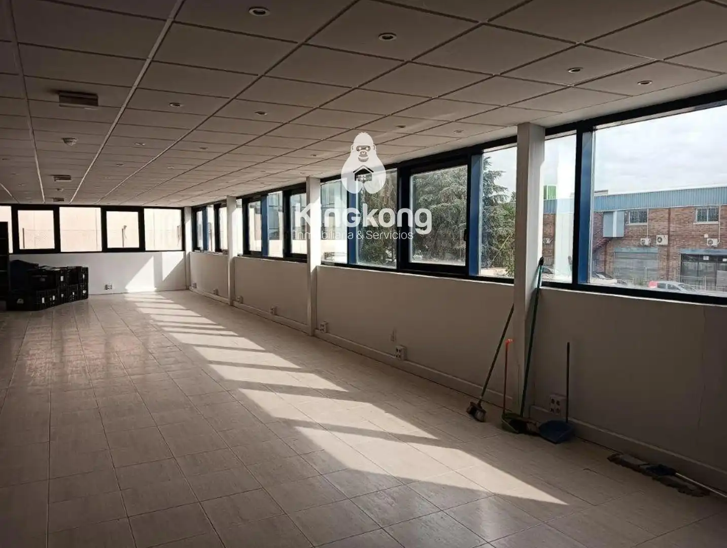 Oficina de lloguer a Rivas Futura