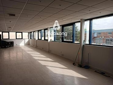 Office space to rent in Rivas Futura