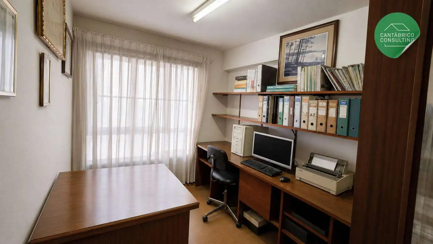Local en venta en Navia con Amueblado