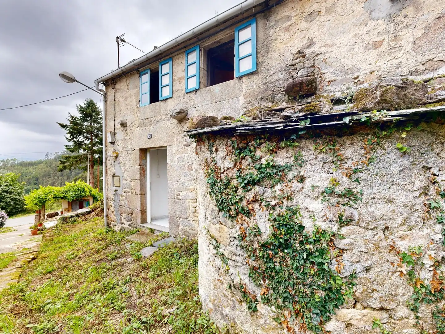 Exterior view of Houses for sale in O Valadouro    with Storage room
