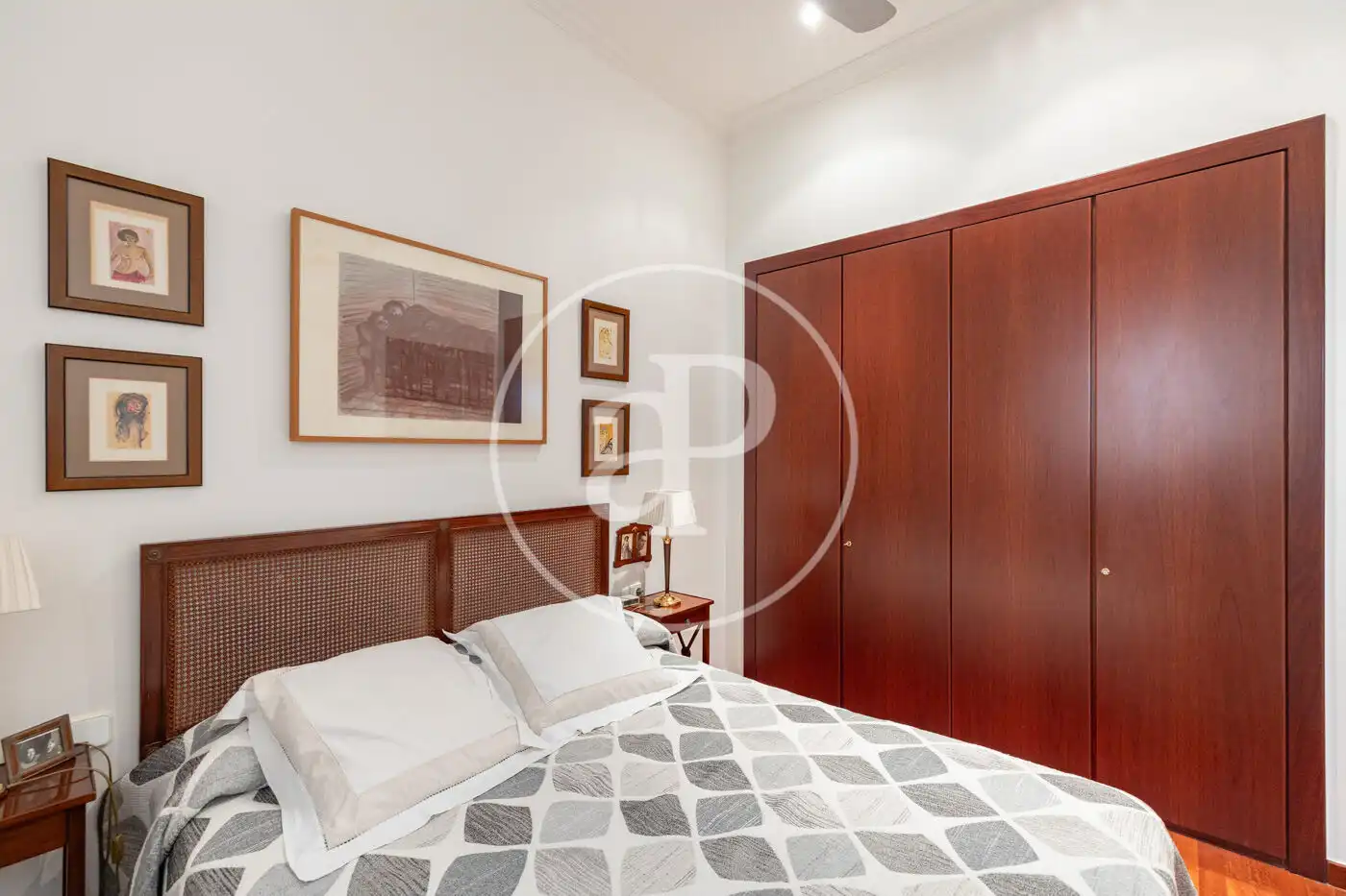 Habitación de Piso en venta en Barcelona con Calefacción y Terraza
