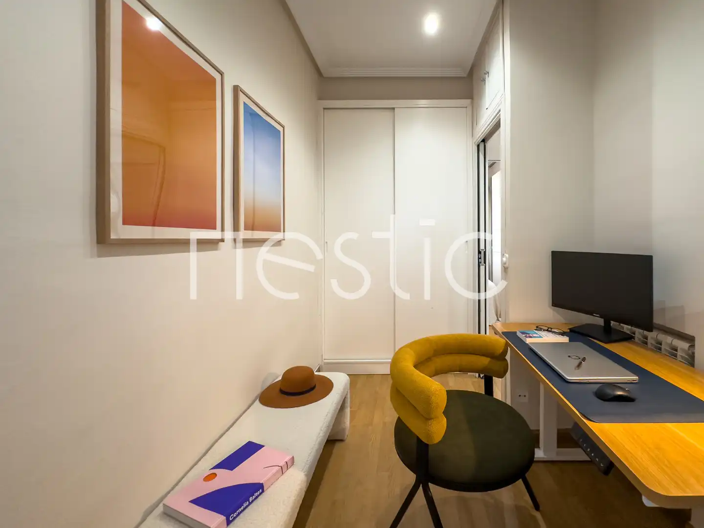 Schlafzimmer von Wohnungen zur Miete in Madrid mit Klimaanlage, Heizung und Möbliert