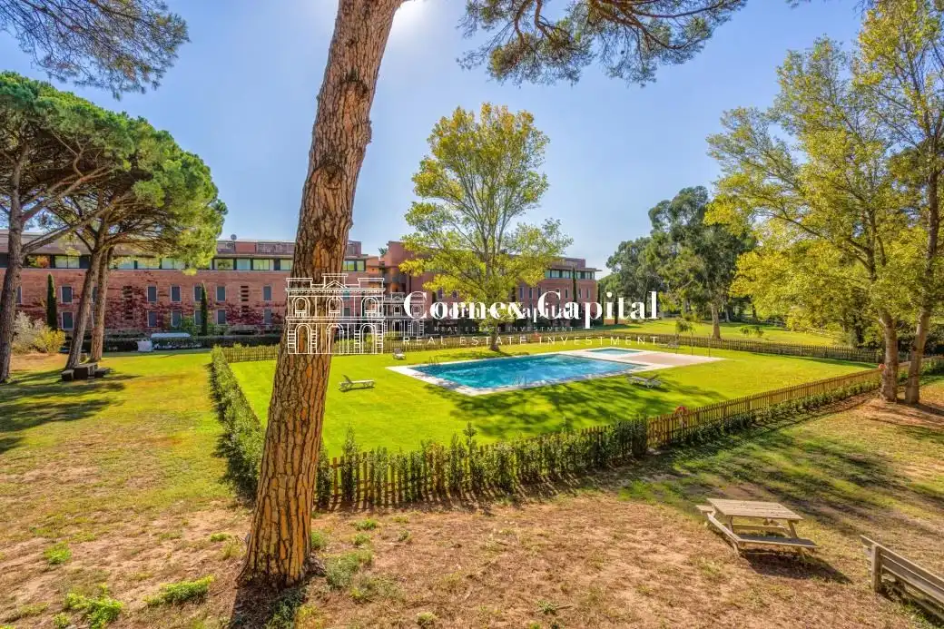 Dúplex con piscina en alquiler en Passeig del Golf, imagen 24