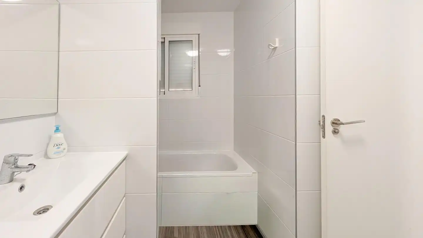 Badezimmer von Wohnung zum Verkauf in Santa Pola mit Klimaanlage, Terrasse und Möbliert