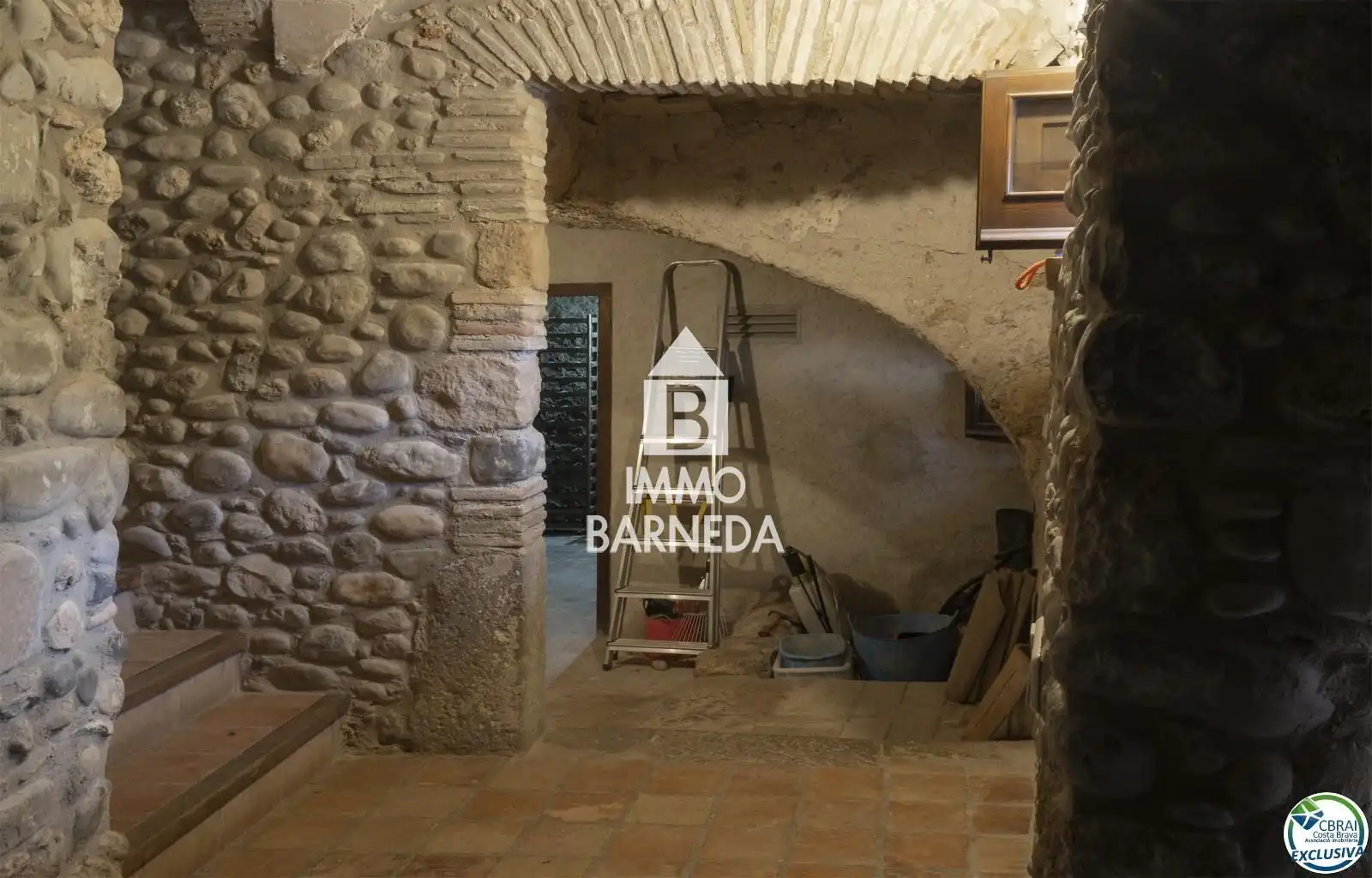Haus oder Chalet zum Verkauf in Sant Miquel de Fluvià mit Klimaanlage, Heizung und Privatgarten