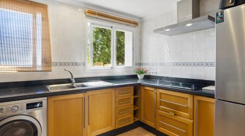 Foto 3 de Àtic en venda a Aloha, Málaga