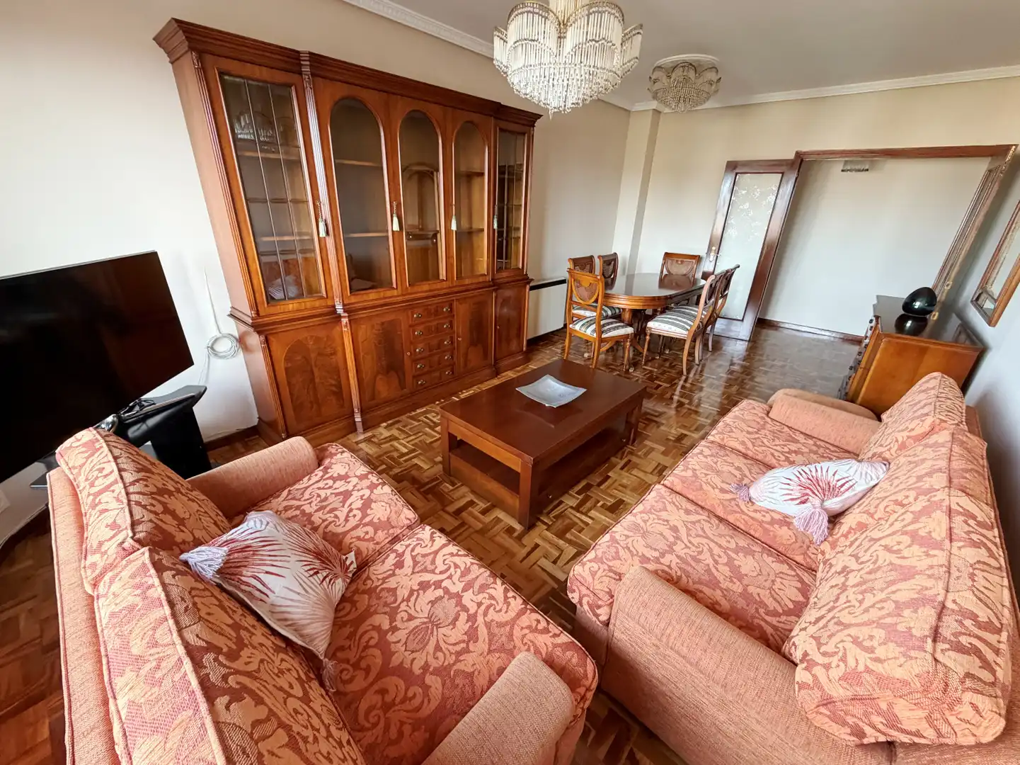 Living room of Flat for rent in Avilés  with Heating