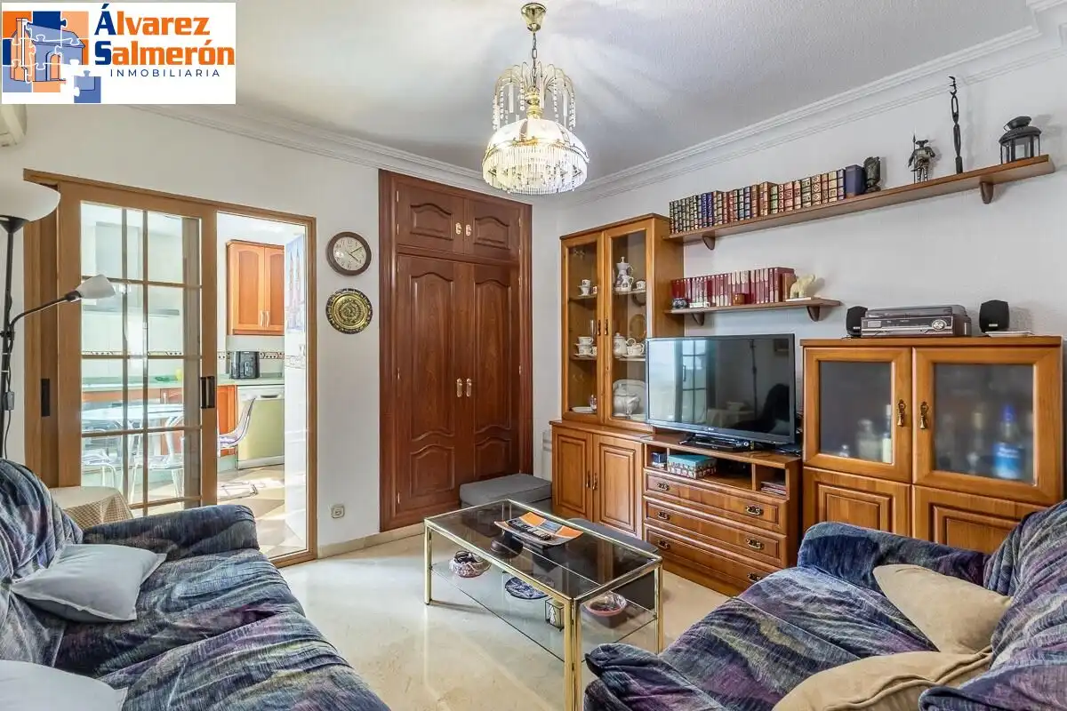 Appartamento con ascensore in vendita a Calle ARQUITECTO JIMENEZ LACAL, imagen 14