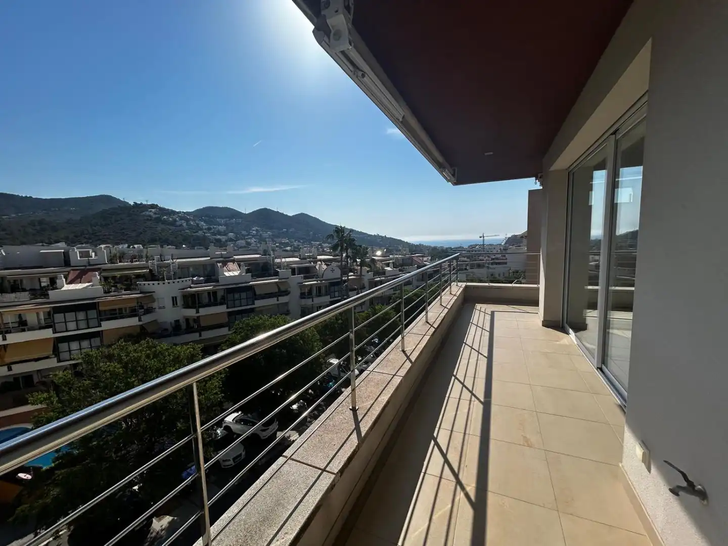 Terrasse von Wohnung zum Verkauf in Sitges mit Klimaanlage, Heizung und Terrasse