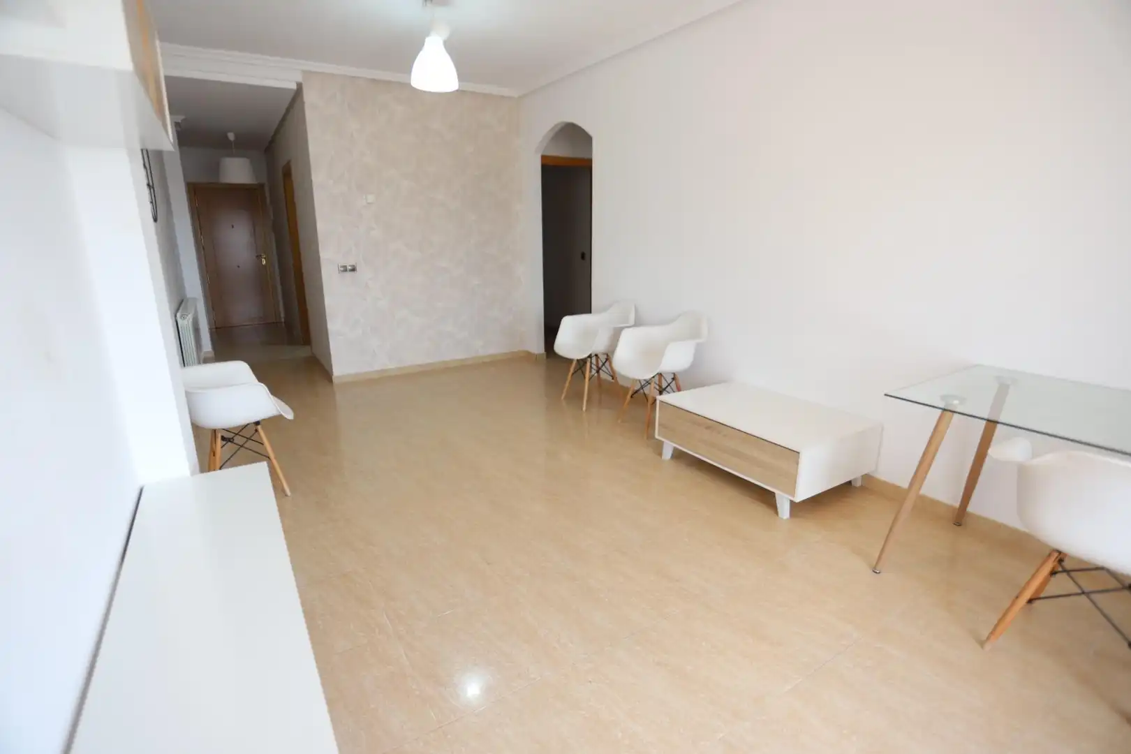 Piso en venta en Alcázar de San Juan con Calefacción y Piscina comunitaria