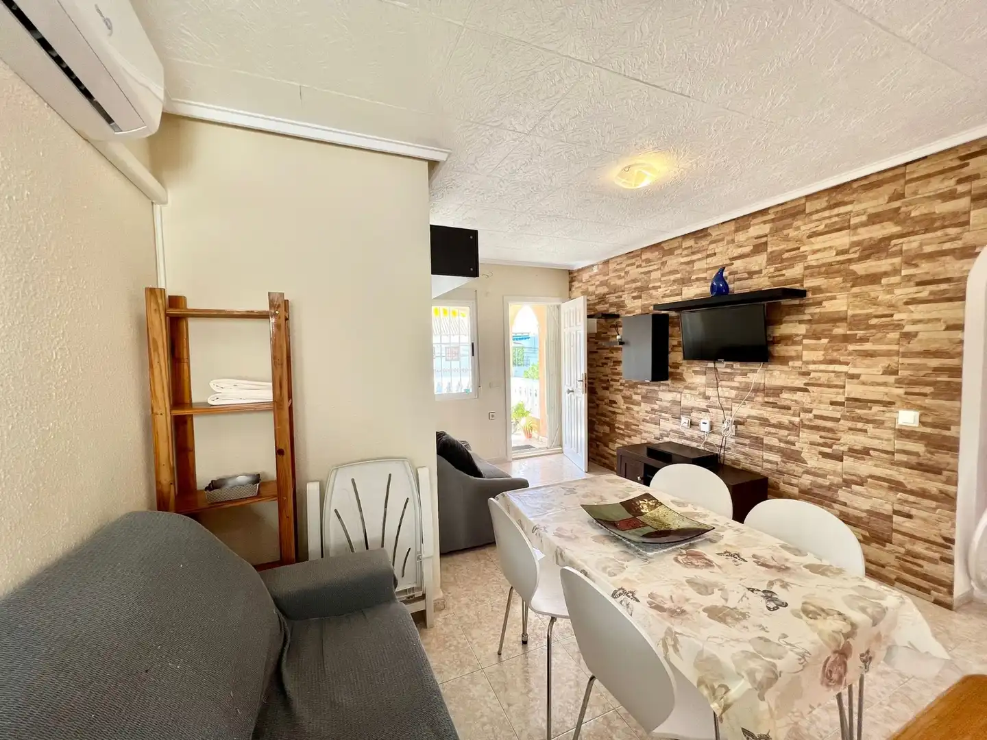 Maison mitoyenne avec piscine à louer à Los Balcones - Los Altos, imagen 3