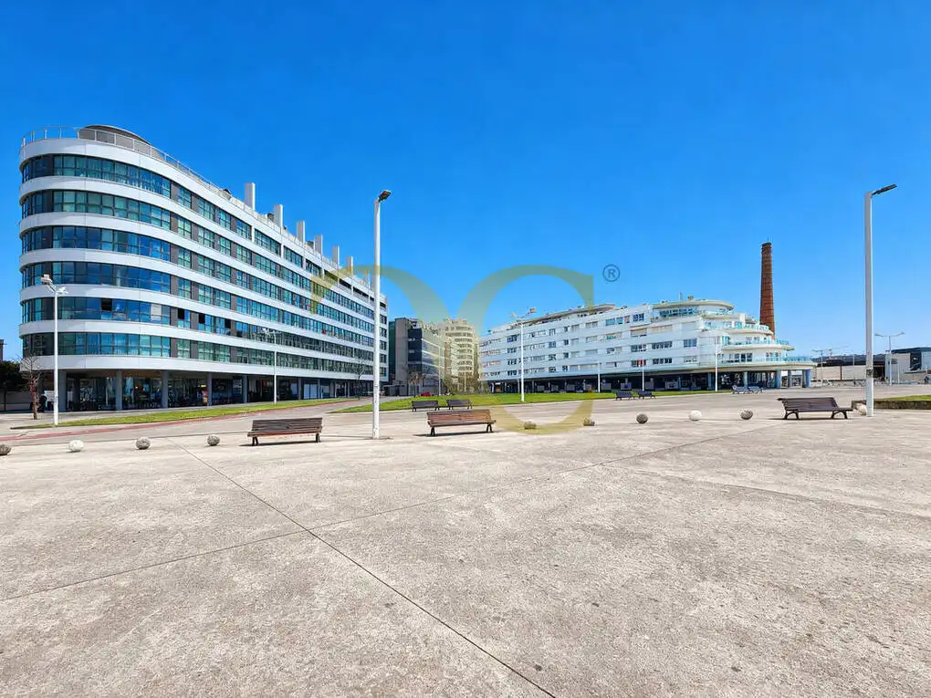 Vista exterior de Pis en venda en Gijón  amb Calefacció, Jardí privat i Terrassa