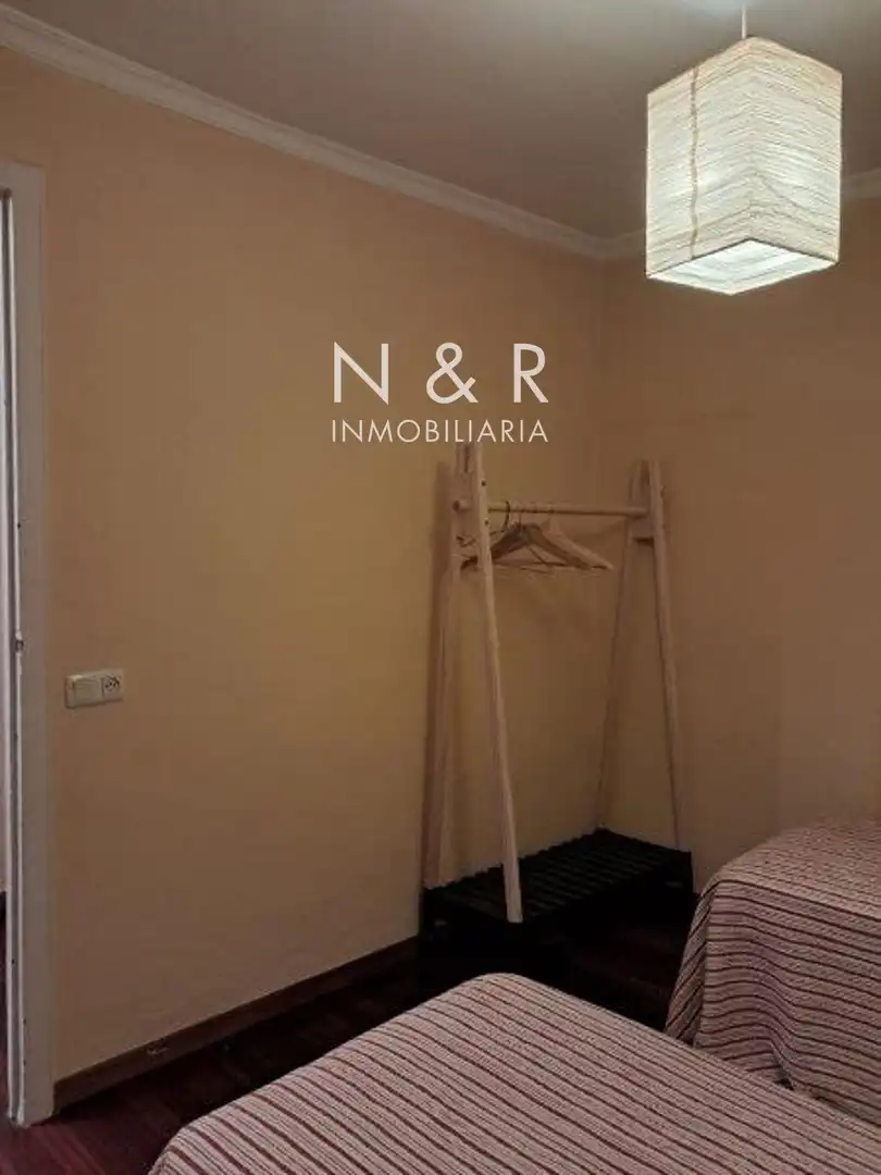 Attic for rent in Virxe Cerca, Concheiros - Fontiñas