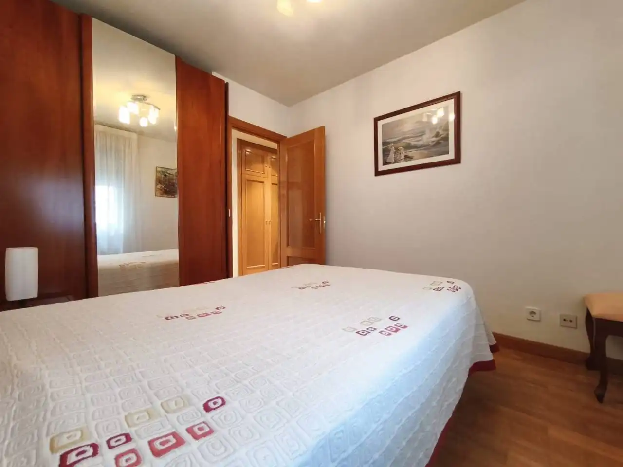 Bedroom of Flat for sale in Burgos  with Heating, Parquet flooring and Terrace