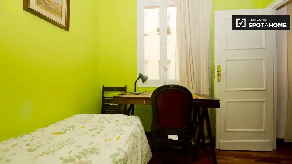 Habitación en Ibiza de Madrid