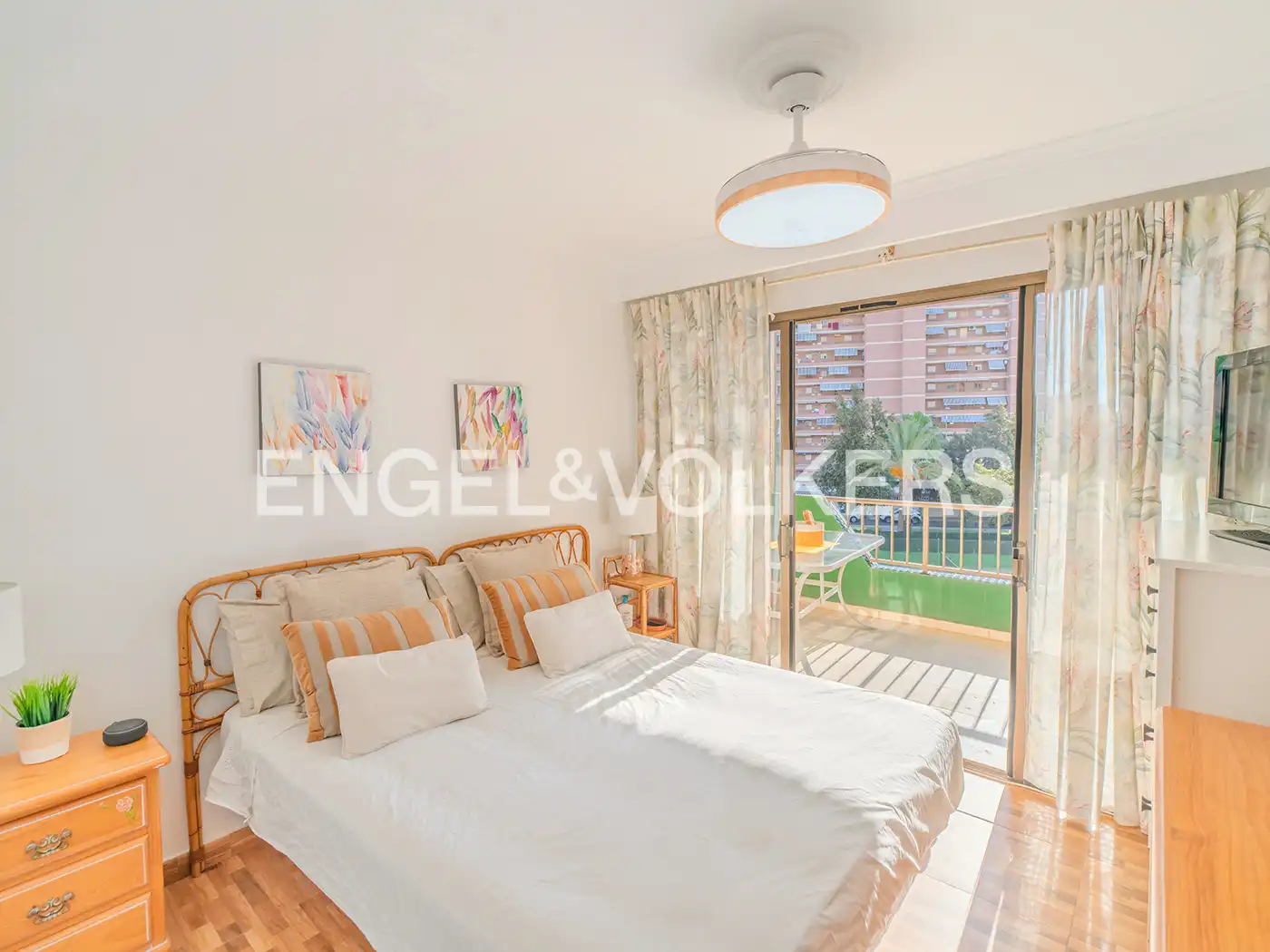 Bedroom of Flat for sale in Alicante / Alacant  with Heating, Terrace and Community pool