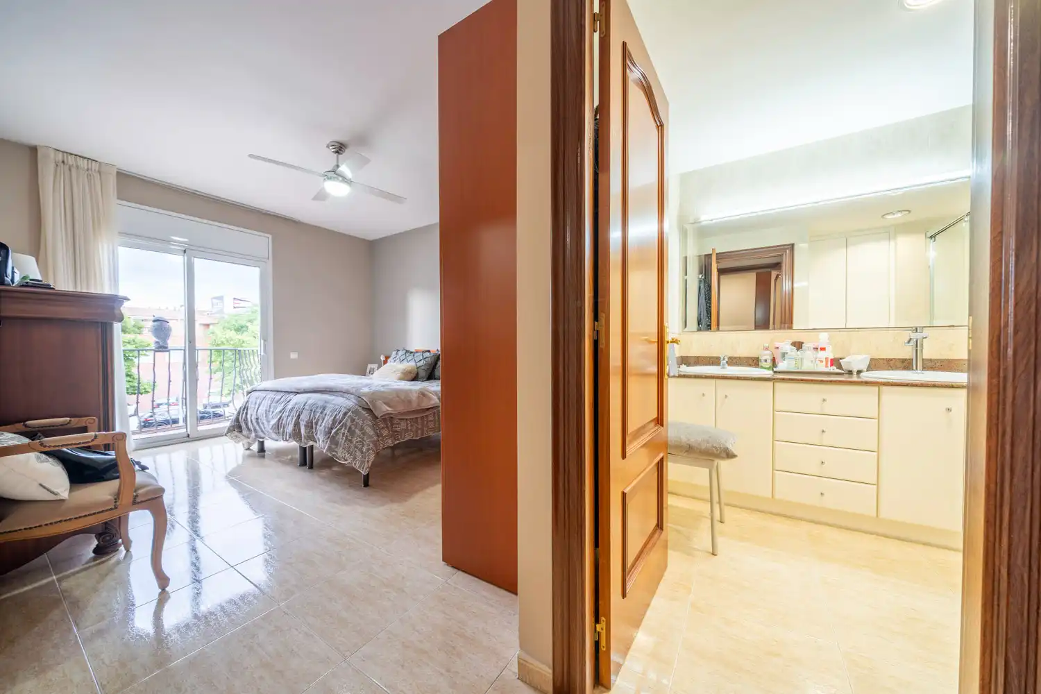 Dormitori de Casa o xalet en venda en Pineda de Mar amb Aire condicionat, Calefacció i Jardí privat