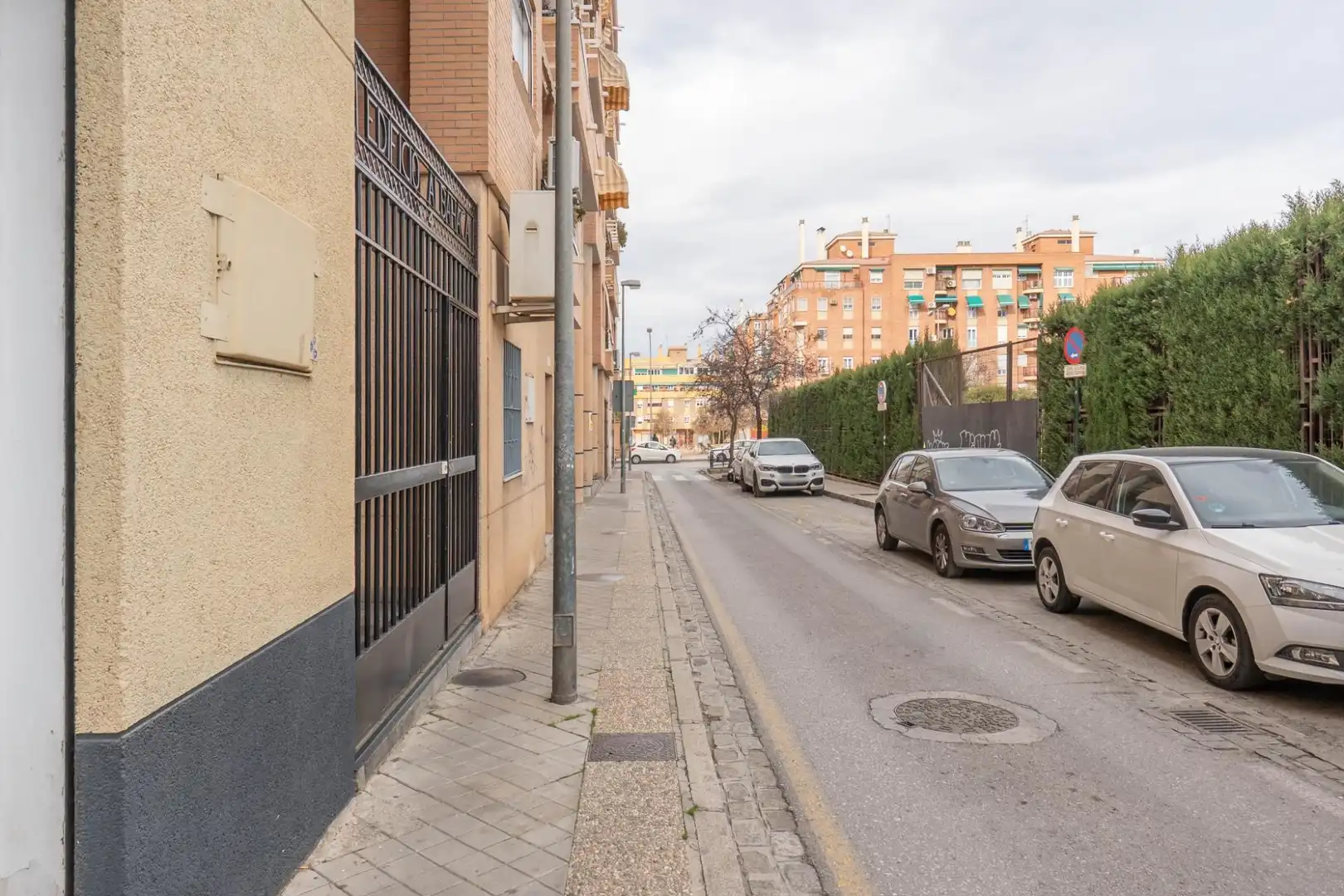 Exterior view of Commercial properties for sale in Granada