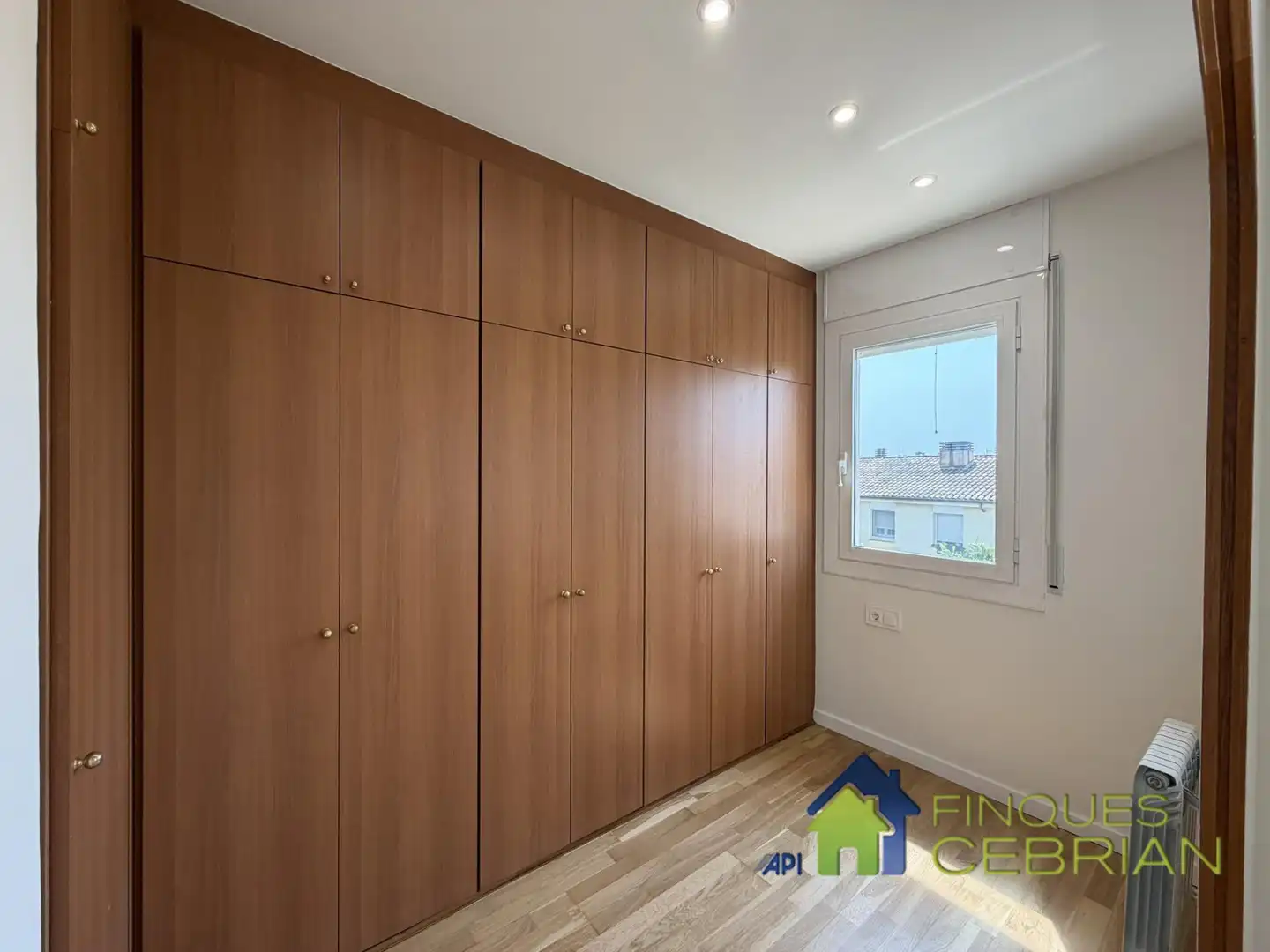 Habitación de Casa adosada de alquiler en Alella con Calefacción, Jardín privado y Terraza