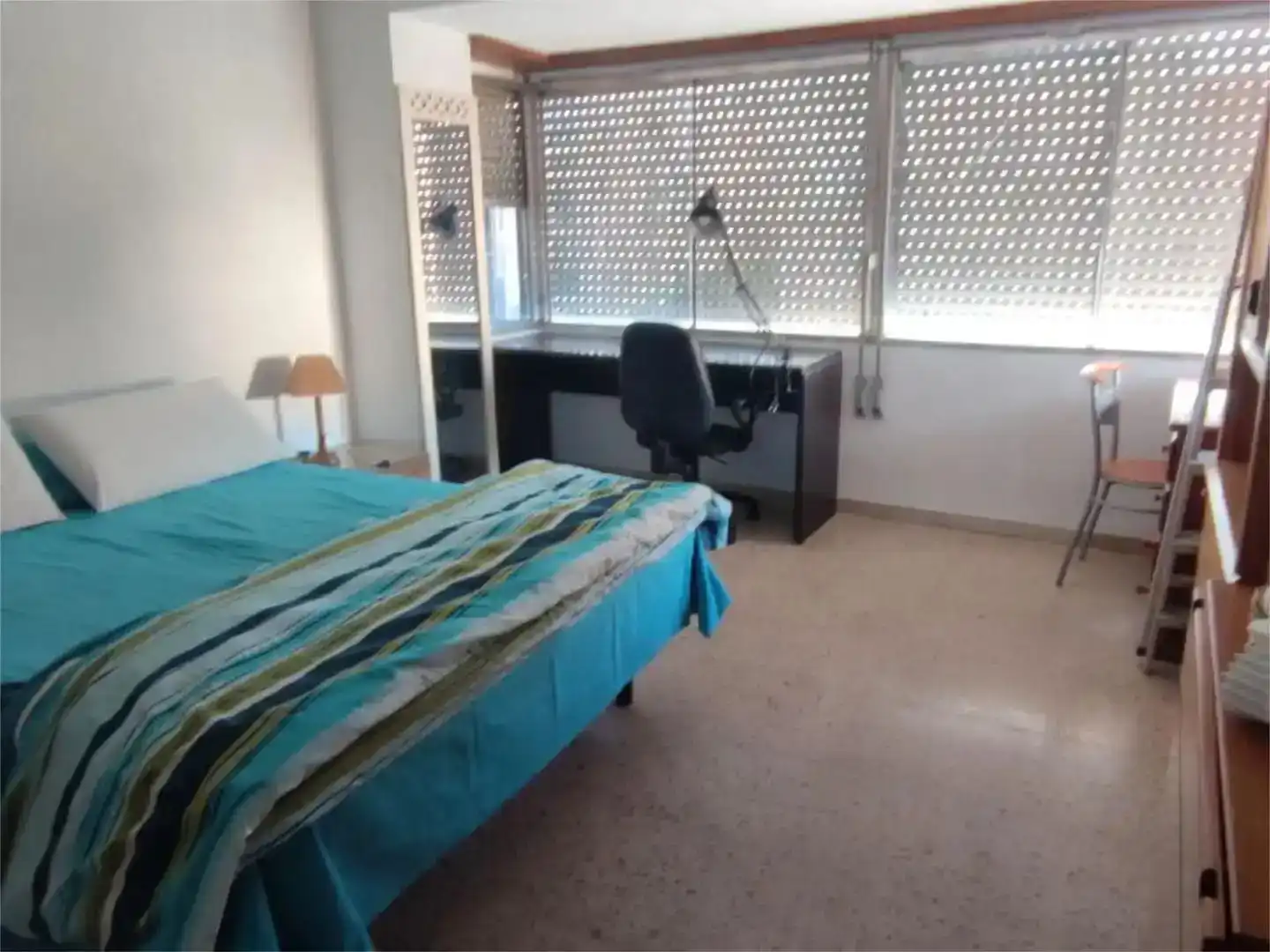 Bedroom of Flat for rent in  Valencia Capital  with Balcony