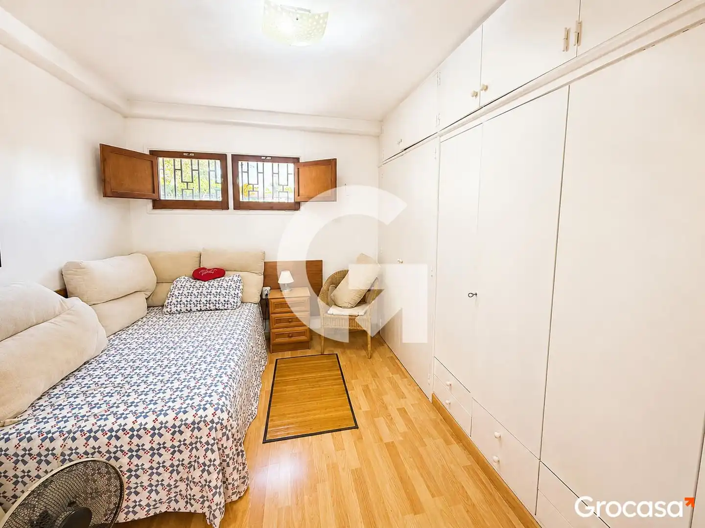 Dormitori de Casa o xalet en venda en Vallirana amb Jardí privat, Terrassa i Traster