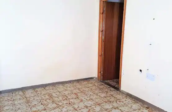 Piso en venta en AGUA, 28, Baza