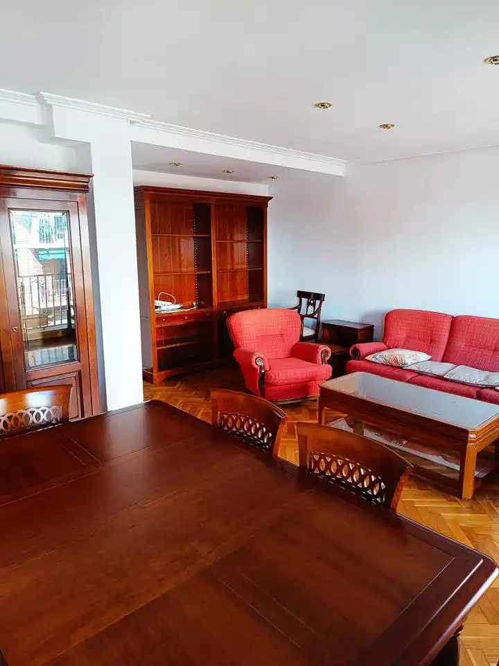 Living room of Flat for sale in Zaragoza  with Air Conditioner, Heating and Parquet flooring