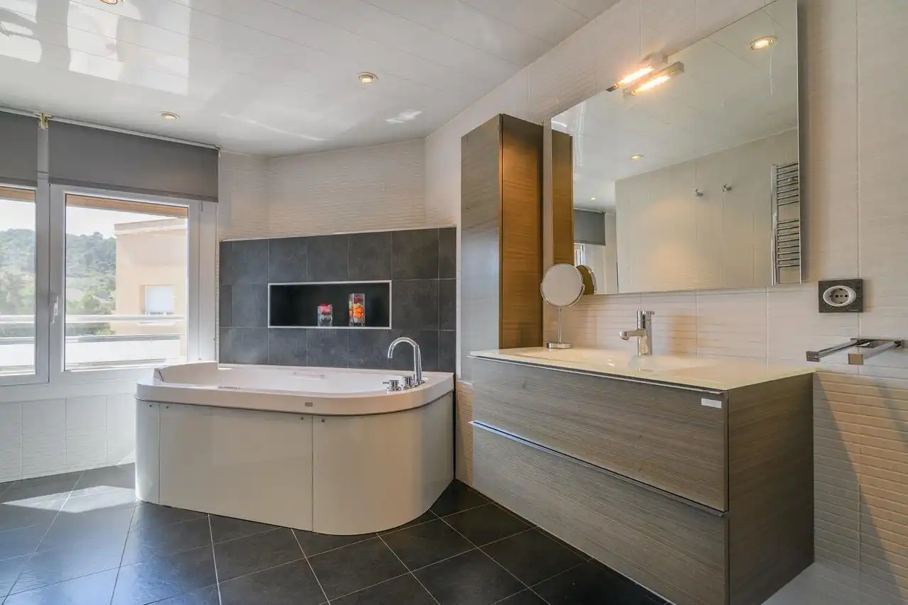 Bany de Casa o xalet en venda en Sant Joan de Vilatorrada amb Calefacció, Parquet i Terrassa