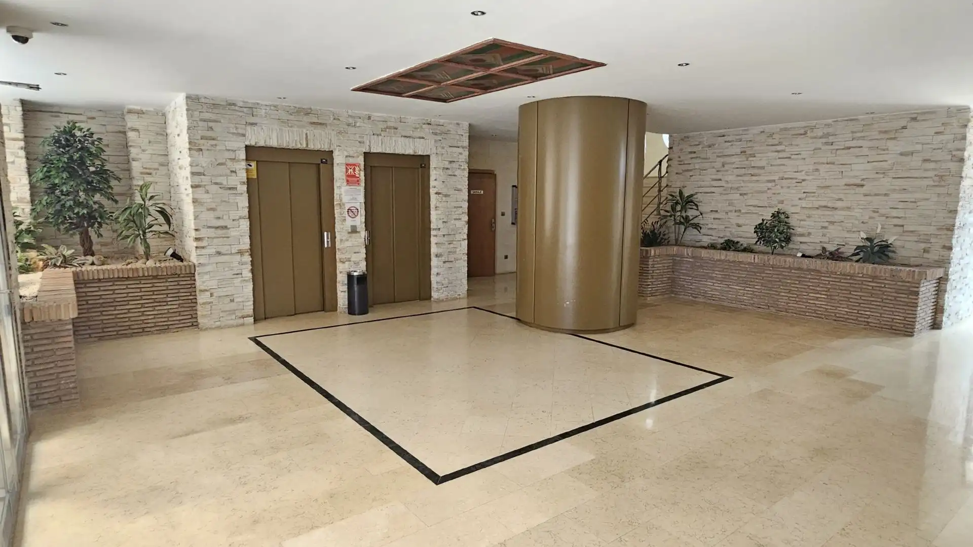 Apartamento con piscina en venta en Amplaeies 37, imagen 19
