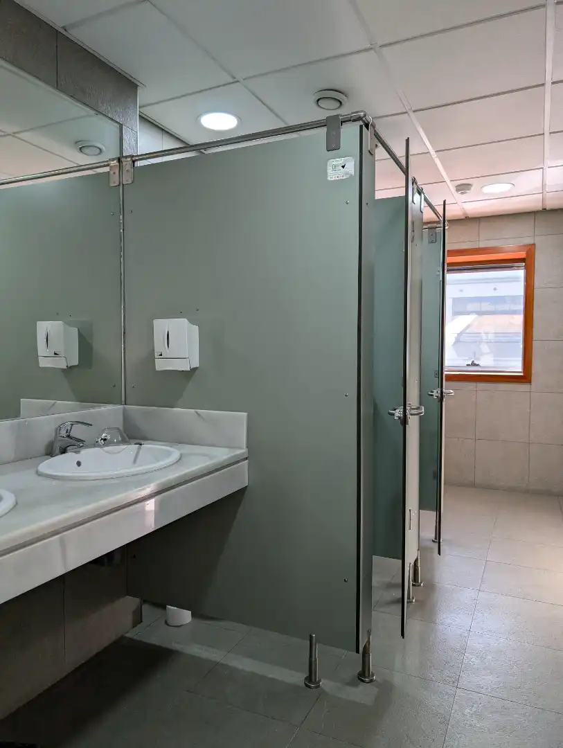 Oficina de alquiler en Acueducto, 24, La Motilla - Fuente del Rey