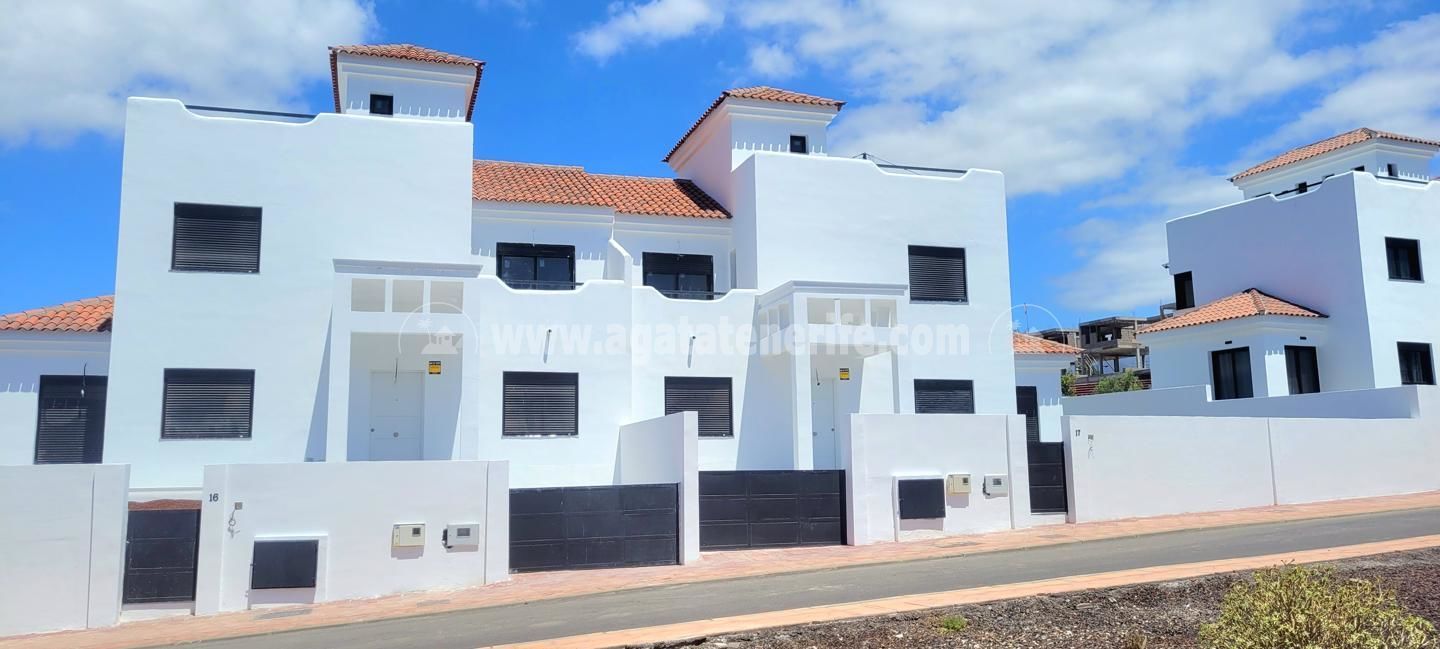 Casa adosada en venda a Golf del Sur - Amarilla Golf