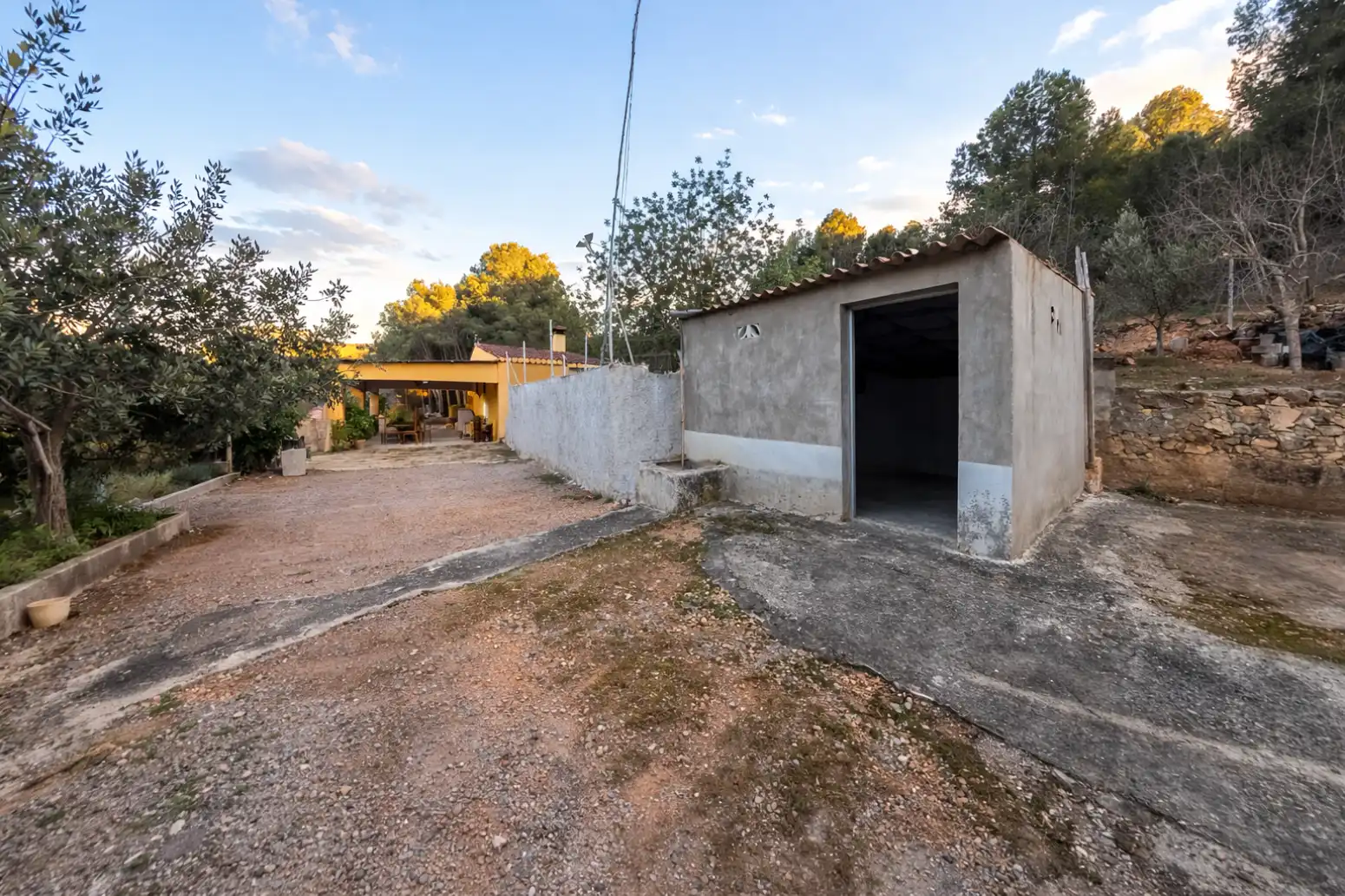 Vista exterior de Casa o chalet en venta en Algímia de Alfara con Jardín privado, Trastero y Piscina