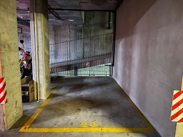 Einzelparkplatz zur Miete in Pompeu Fabra 4