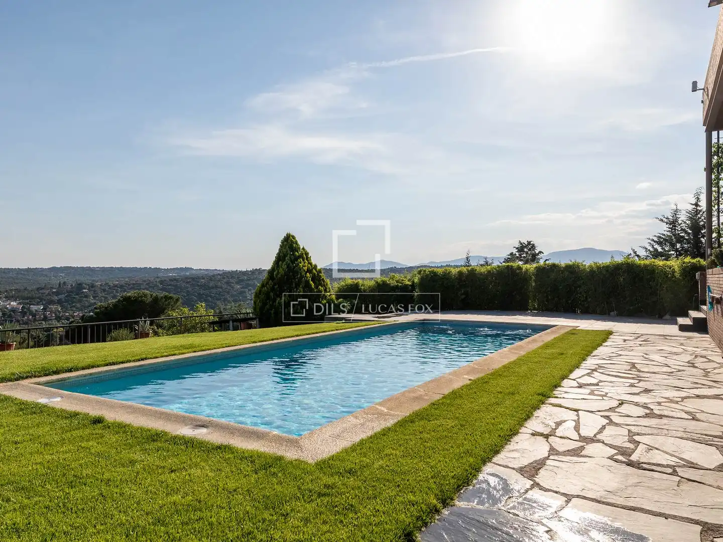 Swimming pool of Houses for sale in Galapagar  with Air Conditioner, Private garden and Storage room
