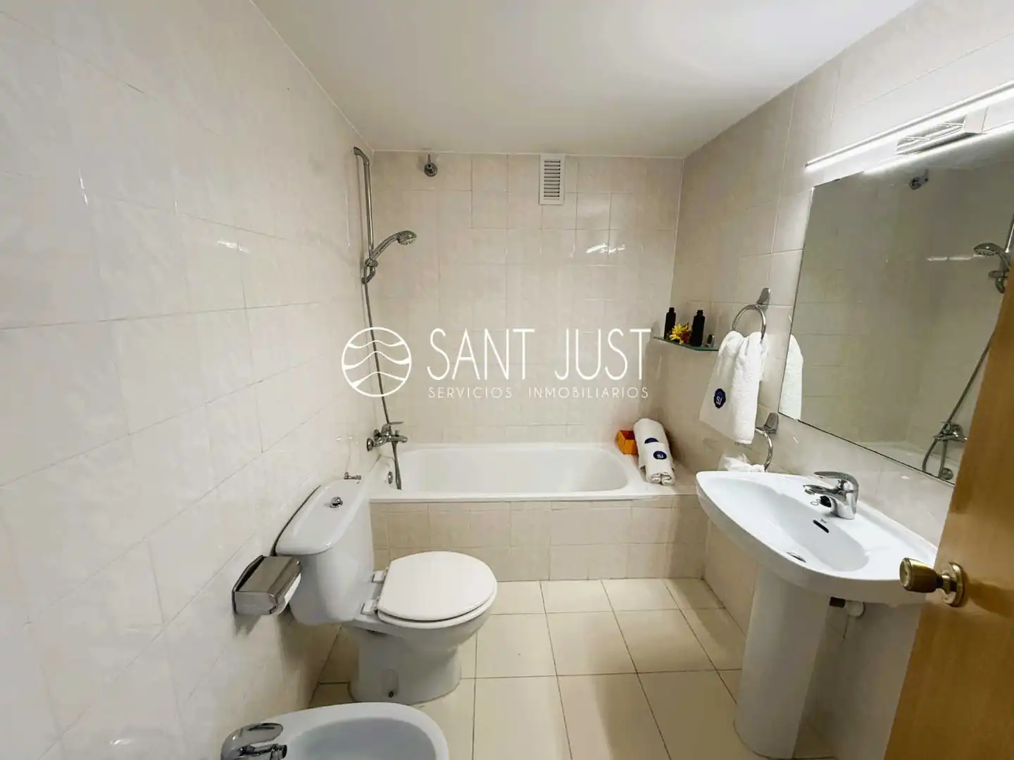 Bany de Àtic en venda en Vila-seca amb Terrassa, Moblat i Forn