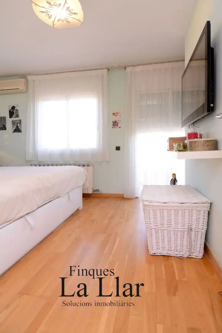 Habitación de Casa adosada en venta en Gavà con Aire acondicionado y Calefacción