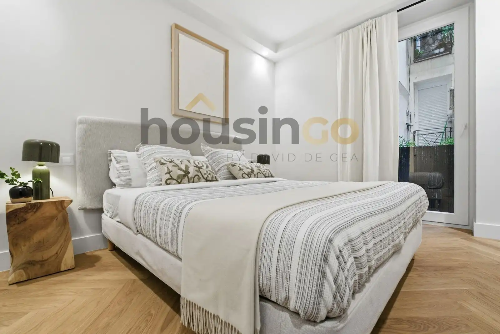 Bedroom of Flat for sale in Madrid  with Air Conditioner, Heating and Parquet flooring