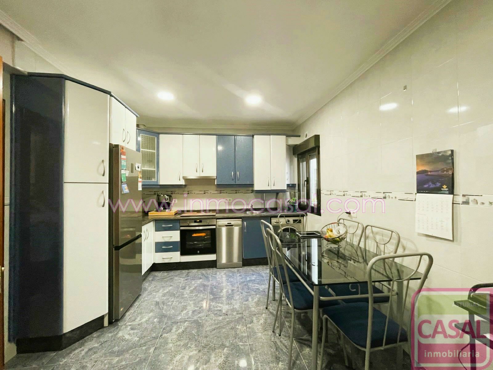 Kitchen of Flat for sale in Mieres (Asturias)  with Heating, Storage room and Furnished