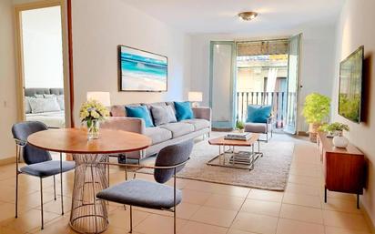 Living room of Flat for sale in  Barcelona Capital  with Heating and Balcony