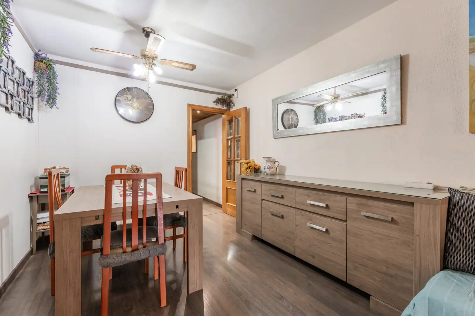 Comedor de Piso en venta en Badalona con Parquet y Balcón