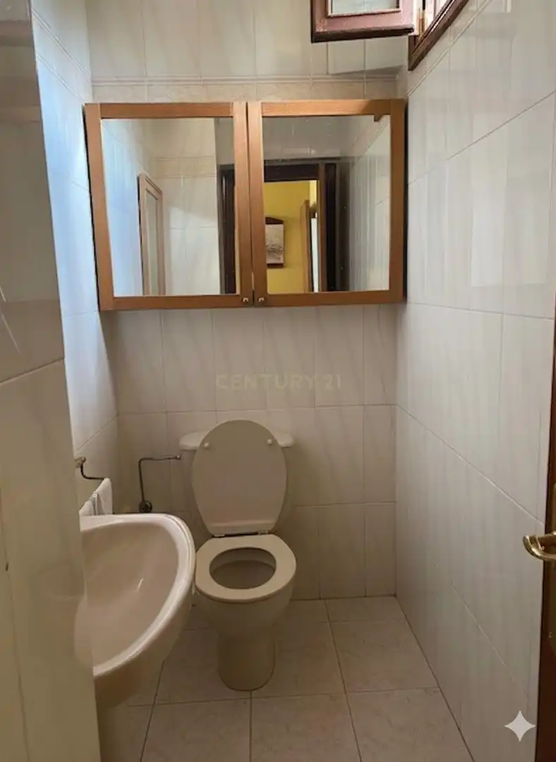 Baño de Casa o chalet en venta en Usurbil con Horno, Lavadora y Microondas