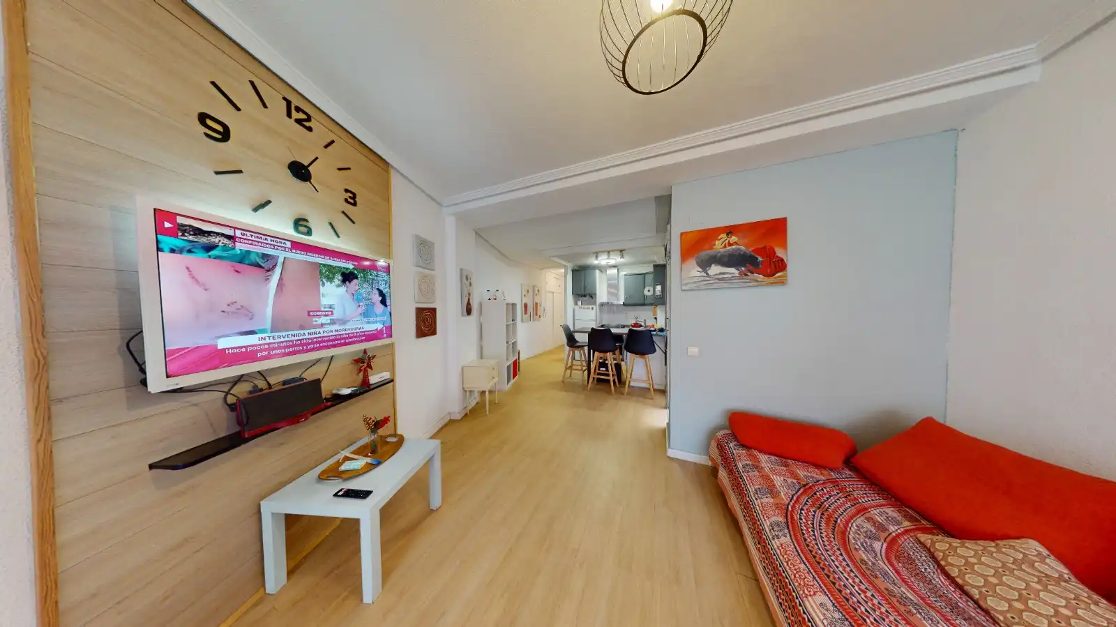 Sala d'estar de Pis en venda en Torrevieja amb Aire condicionat, Jardí privat i Parquet