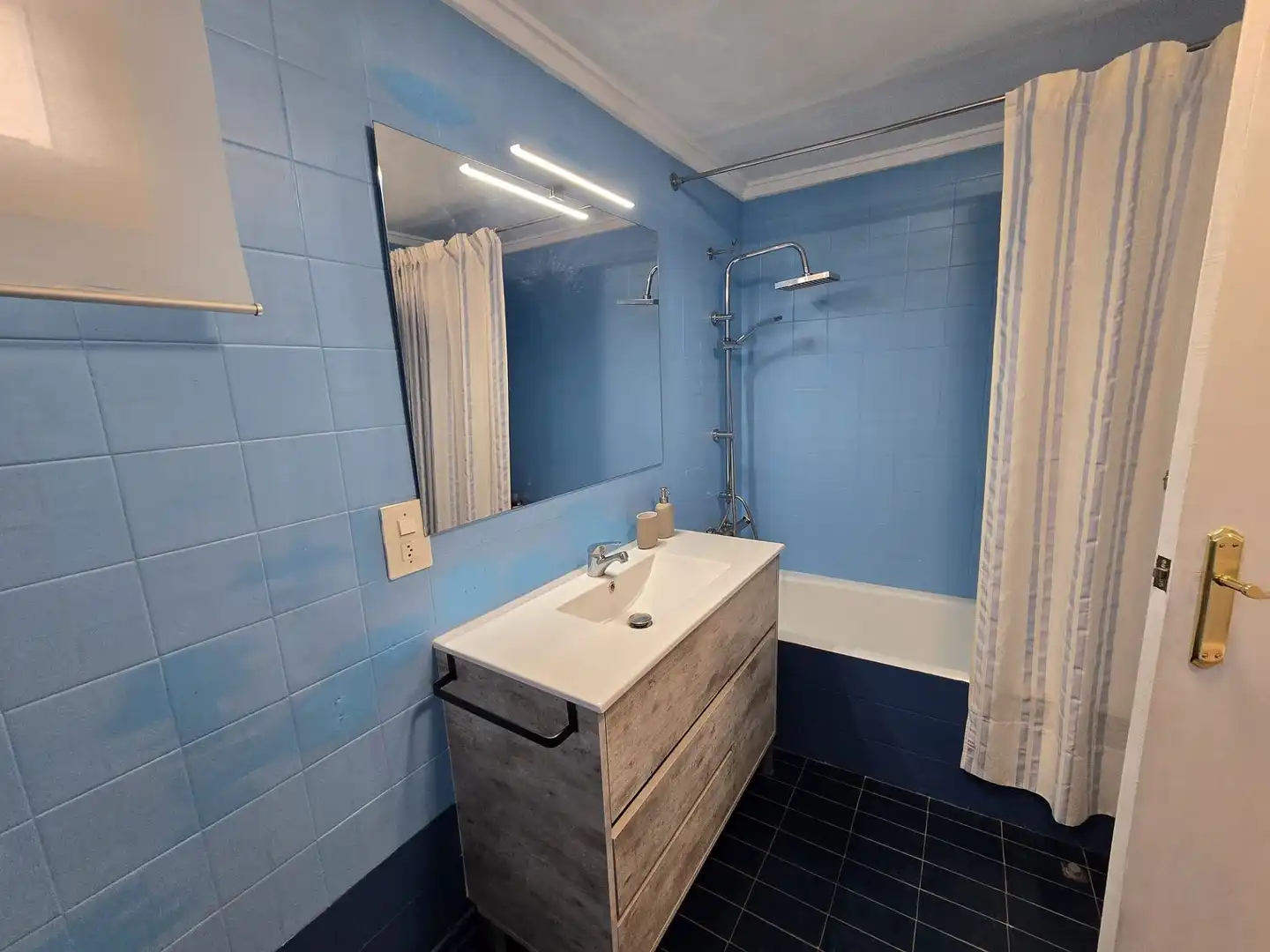 Baño de Finca rústica en venta en Salinas con Aire acondicionado, Calefacción y Terraza