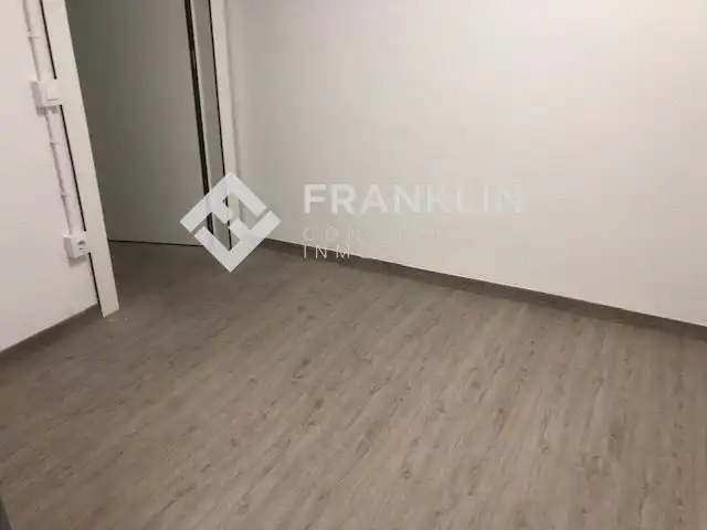 Fabrikhallen zur Miete in Celrà