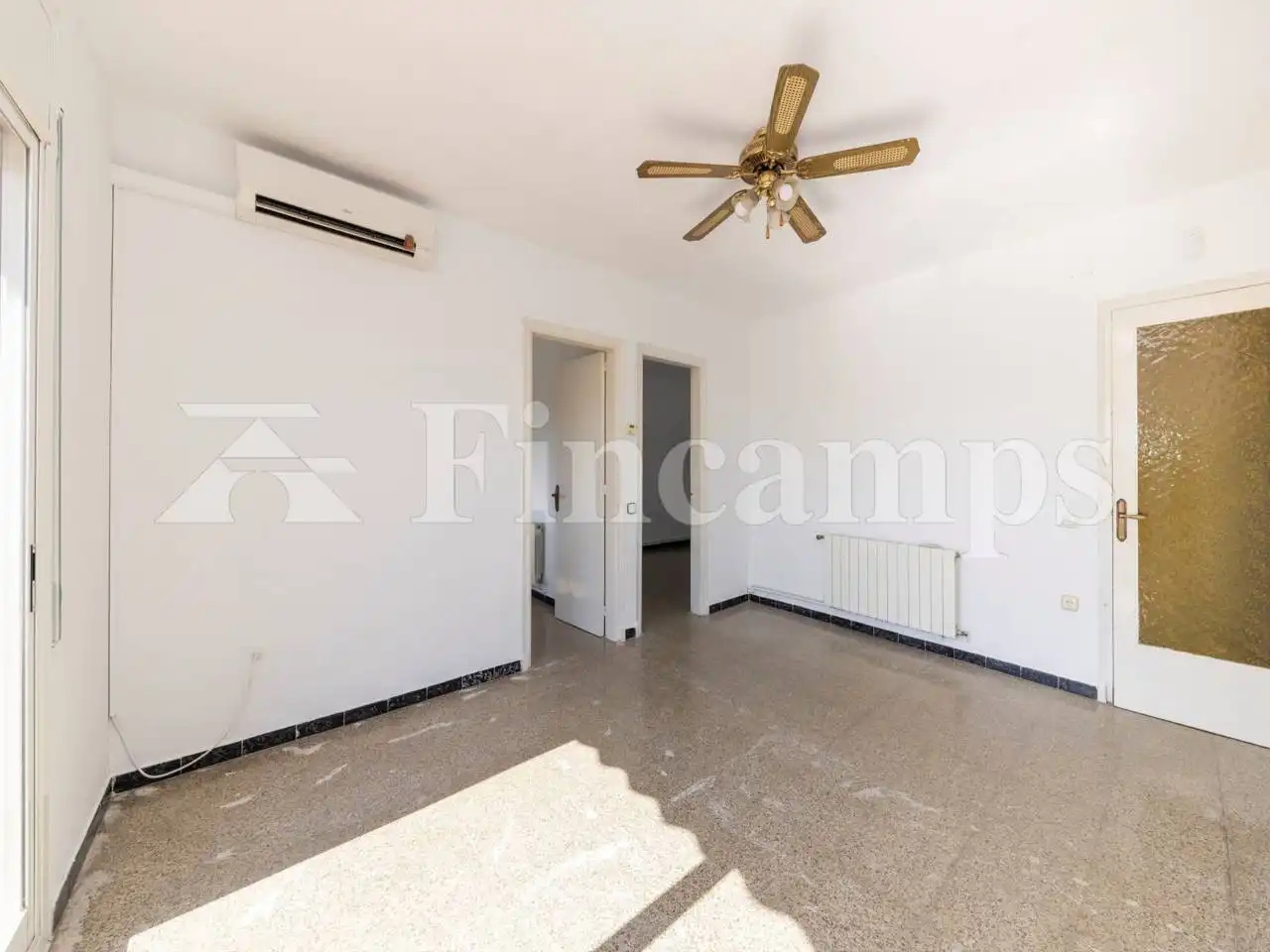 Flat for sale in Sabadell  with Heating and Balcony