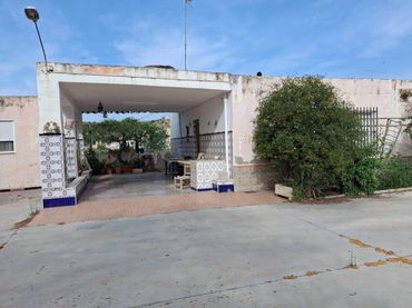 Casa en venda a Pedanías Este