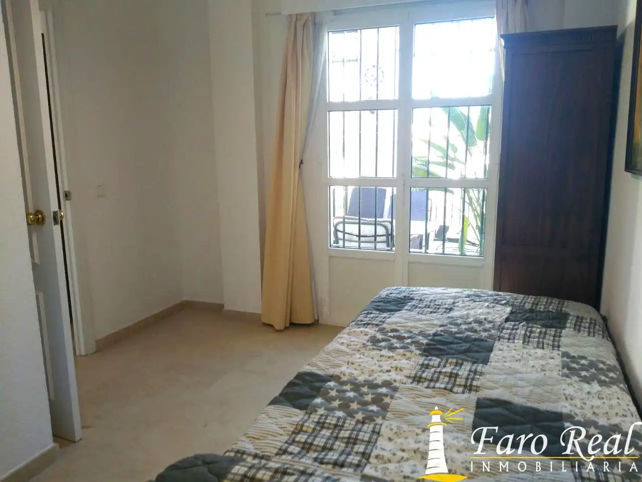 Bedroom of Detached homes for rent in Sanlúcar de Barrameda  with Air Conditioner, Private garden and Swimming Pool